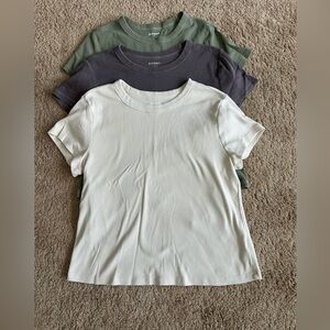 💕NWOT Bundle Old Navy Short Sleeve Tees - Cream, purple, Green💕